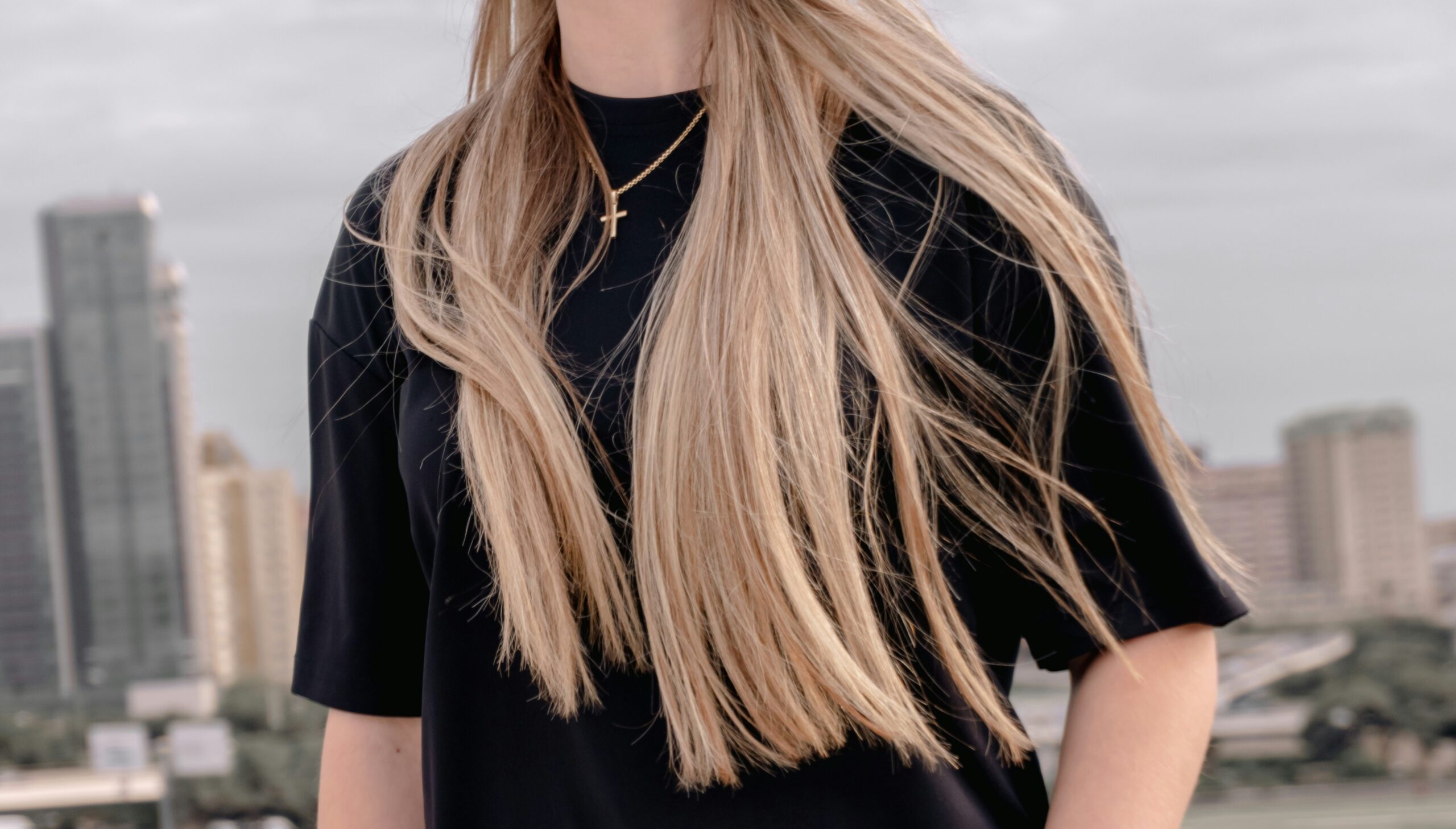 「高嶺の花で近寄りがたい」と言われるあなたへ